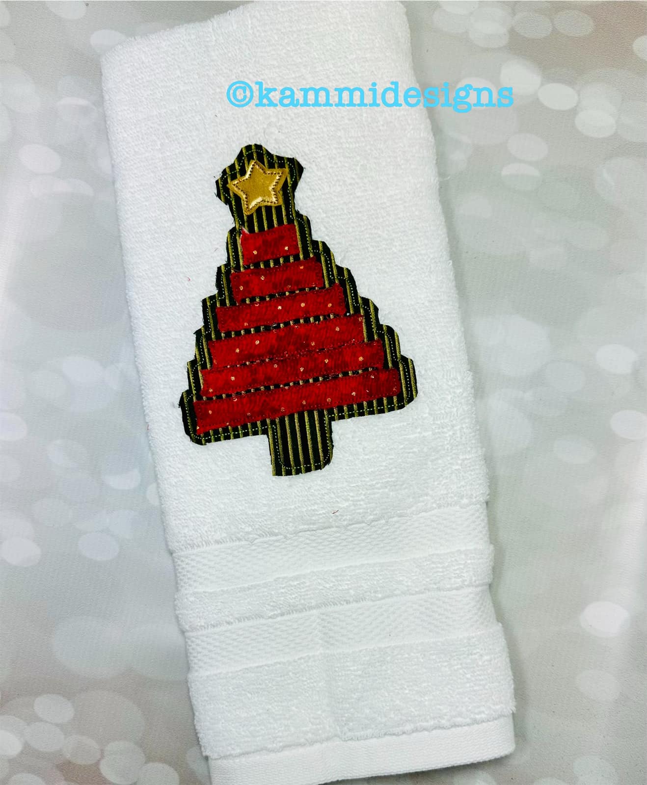 Country Christmas Tree Reverse Applique