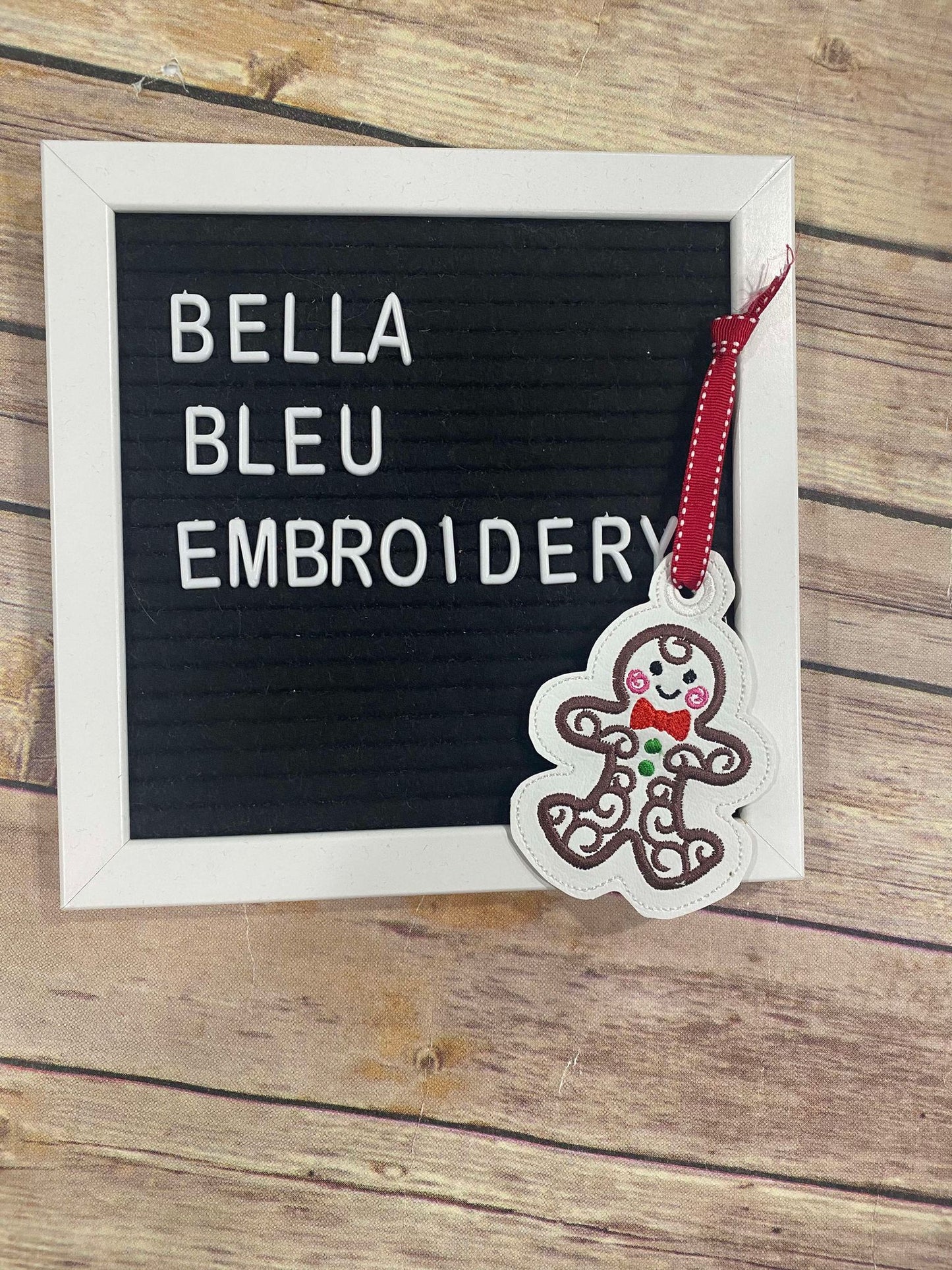 ITH Christmas Gingerbread Swirl Ornament