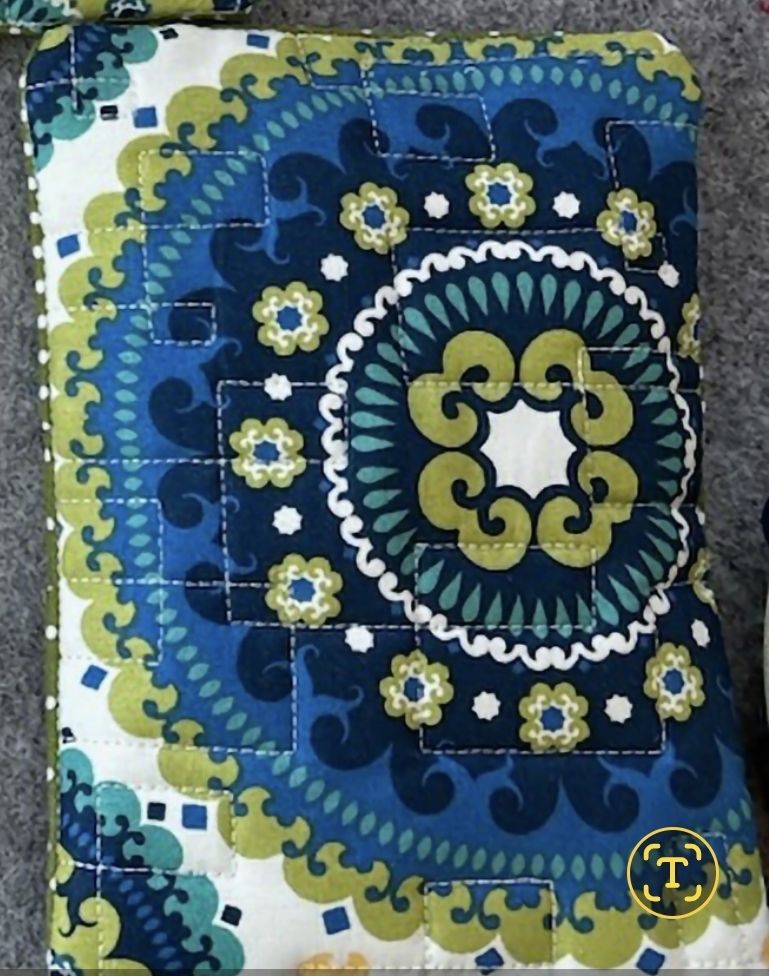 Squiggle Stipple ITH Rectangle Oven Mitt