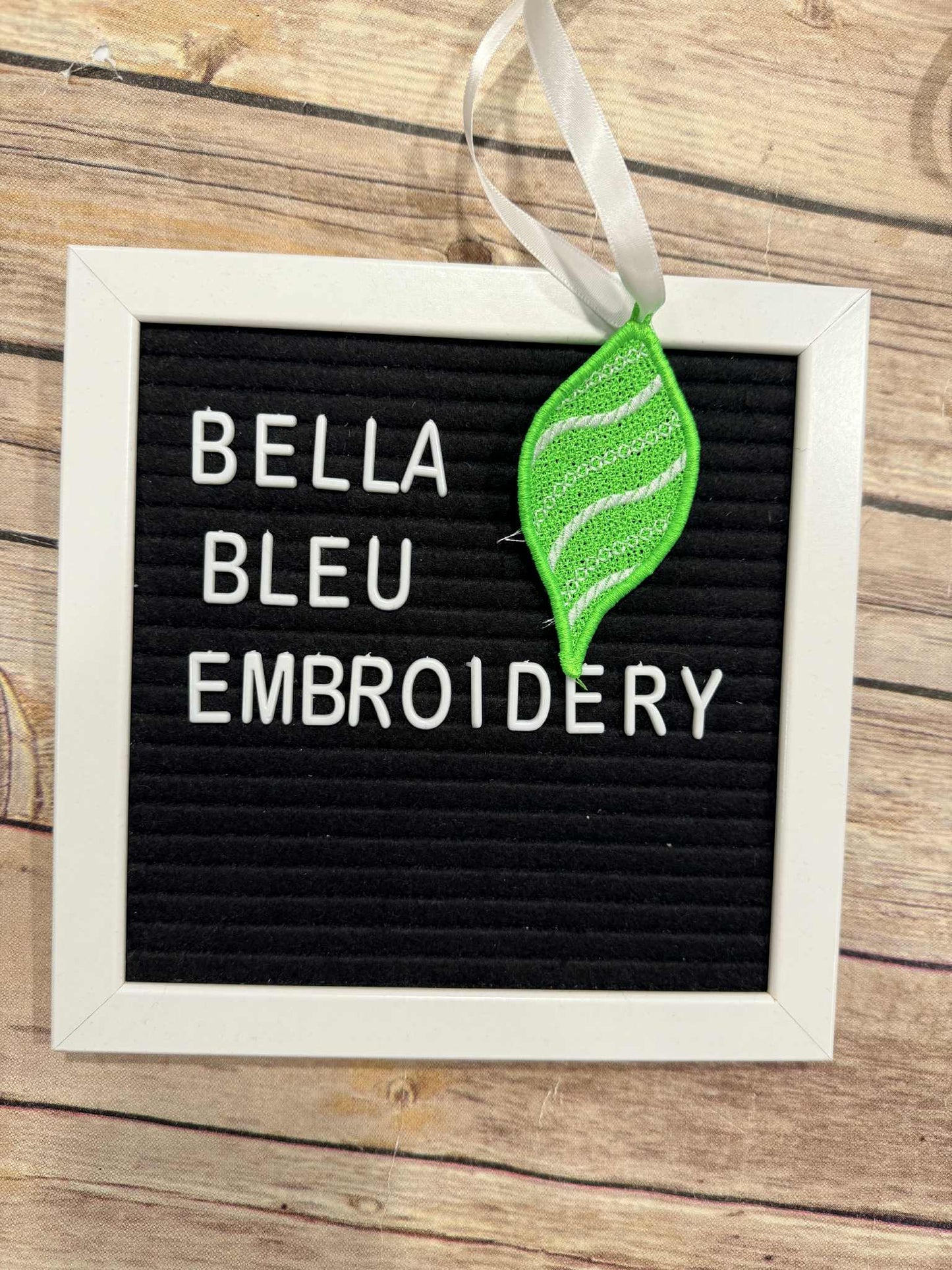 Vintage Christmas Ornament FSL 5