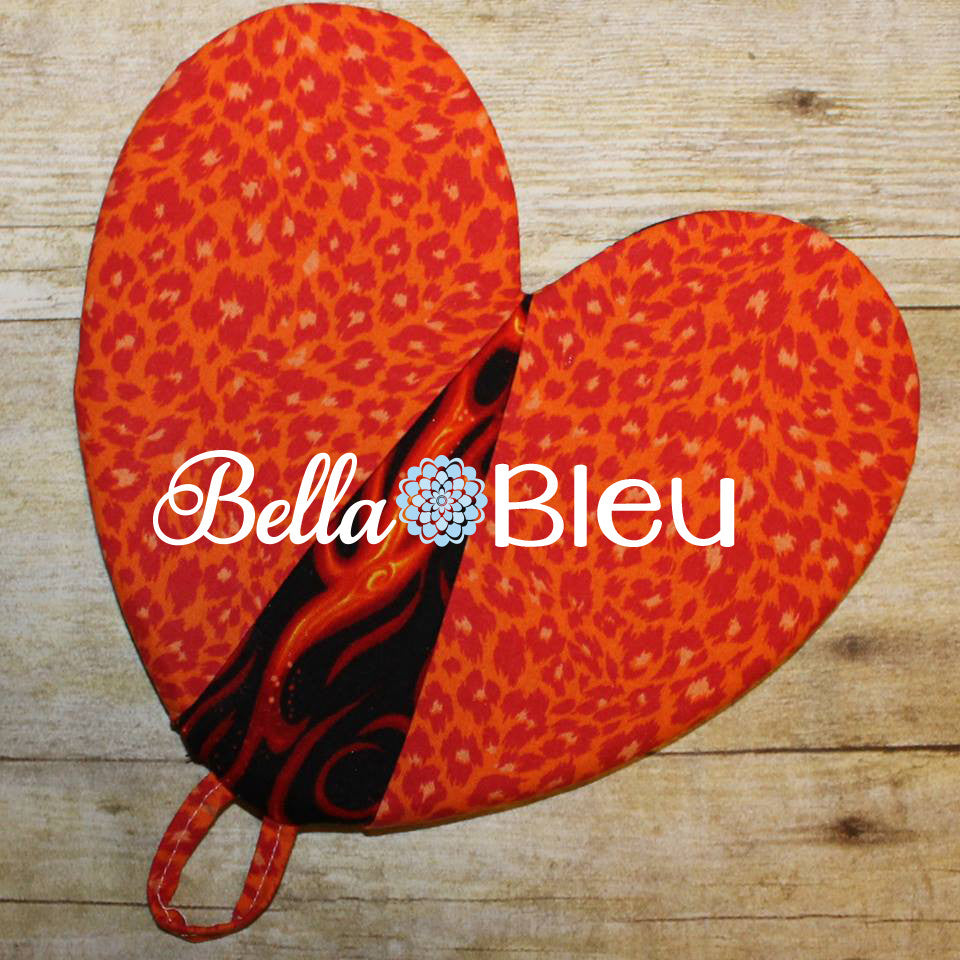 ITH In The Hoop Kitchen Heart Shaped Pot holder Oven Mitt Machine Embroidery Design