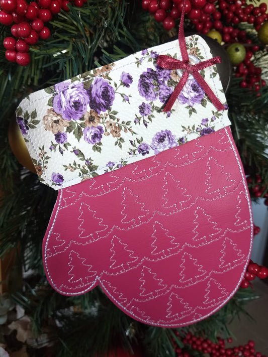 ITH Mitten Gift Card Holder Christmas Ornament