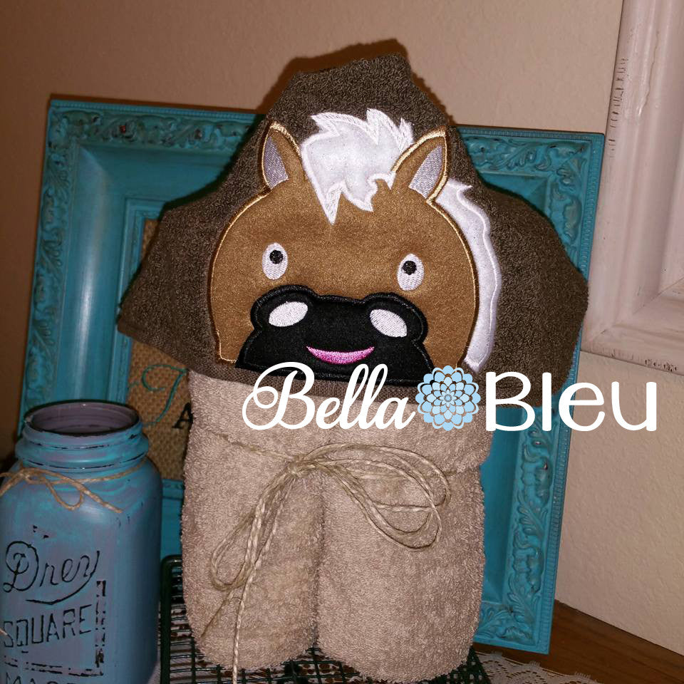 Horse 2 Towel Topper Peeker Machine Applique Embroidery design