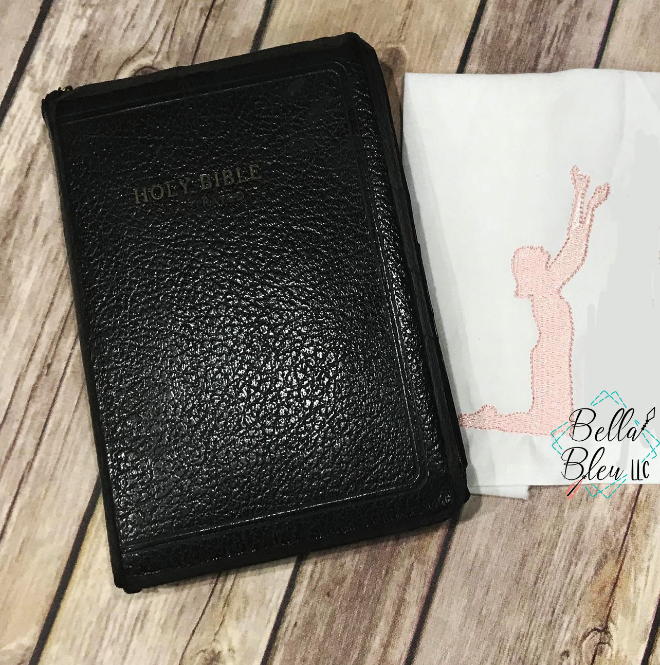 Lady Praying Fill Embroidery