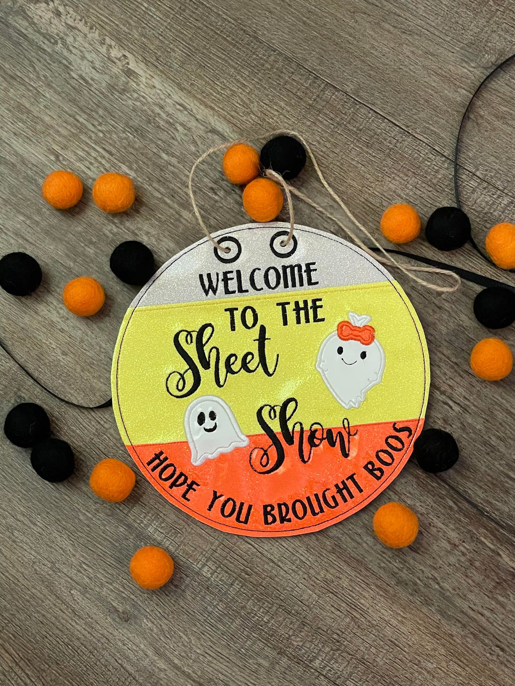 Halloween Sheet Show ITH door hanger