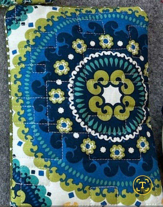 Squiggle Stipple ITH Rectangle Oven Mitt