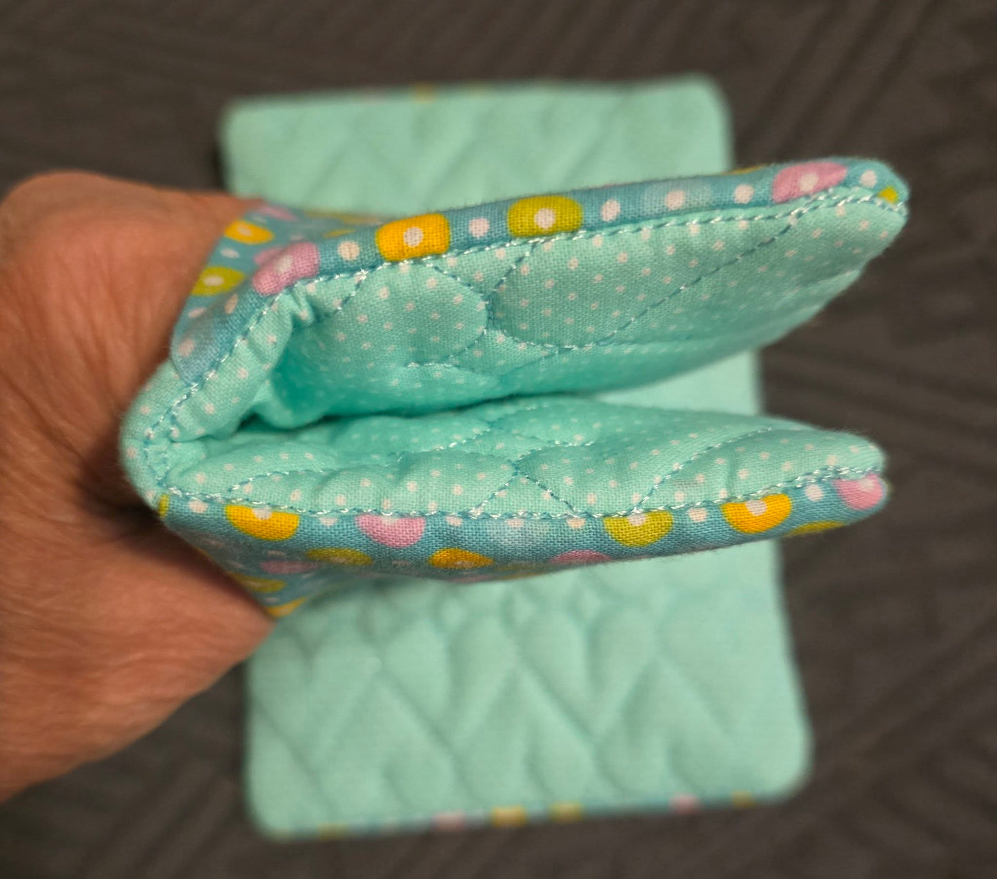 Heart Stipple ITH Rectangle Oven Mitt