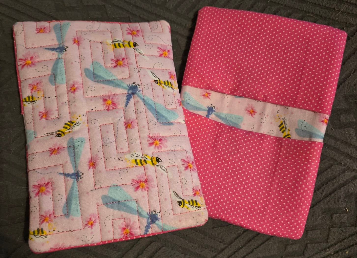 Greek Key Stipple ITH Rectangle Oven Mitt