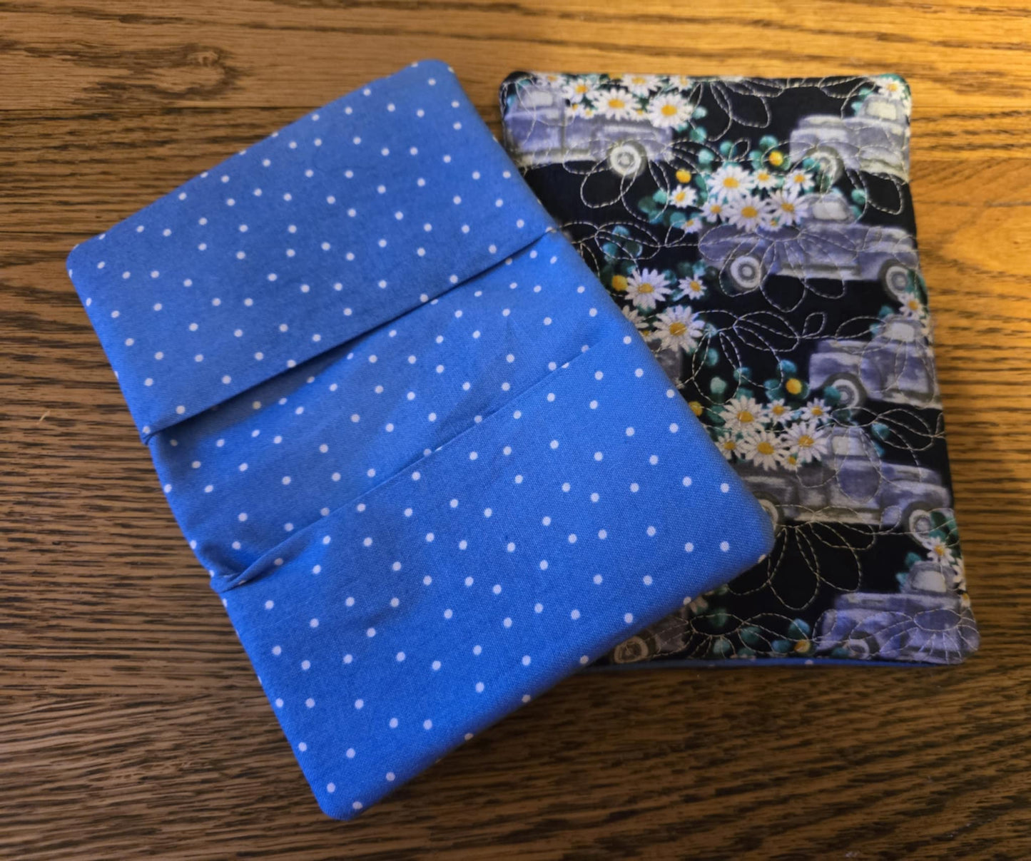 Daisy Flower Stipple ITH Rectangle Oven Mitt