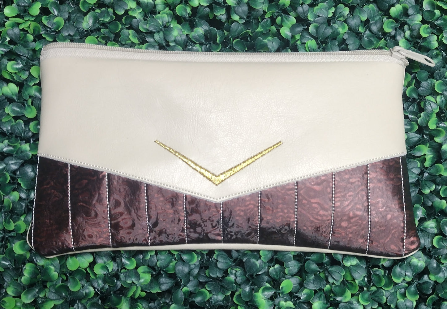 Vintage Car Seat ITH Zip bag