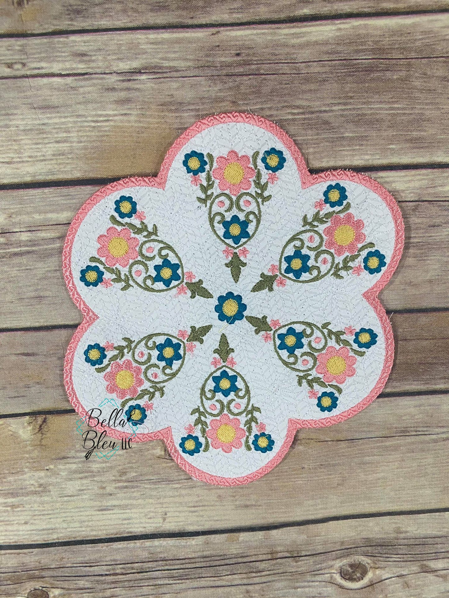 Floral Candle Mat or Mug Rug ITH