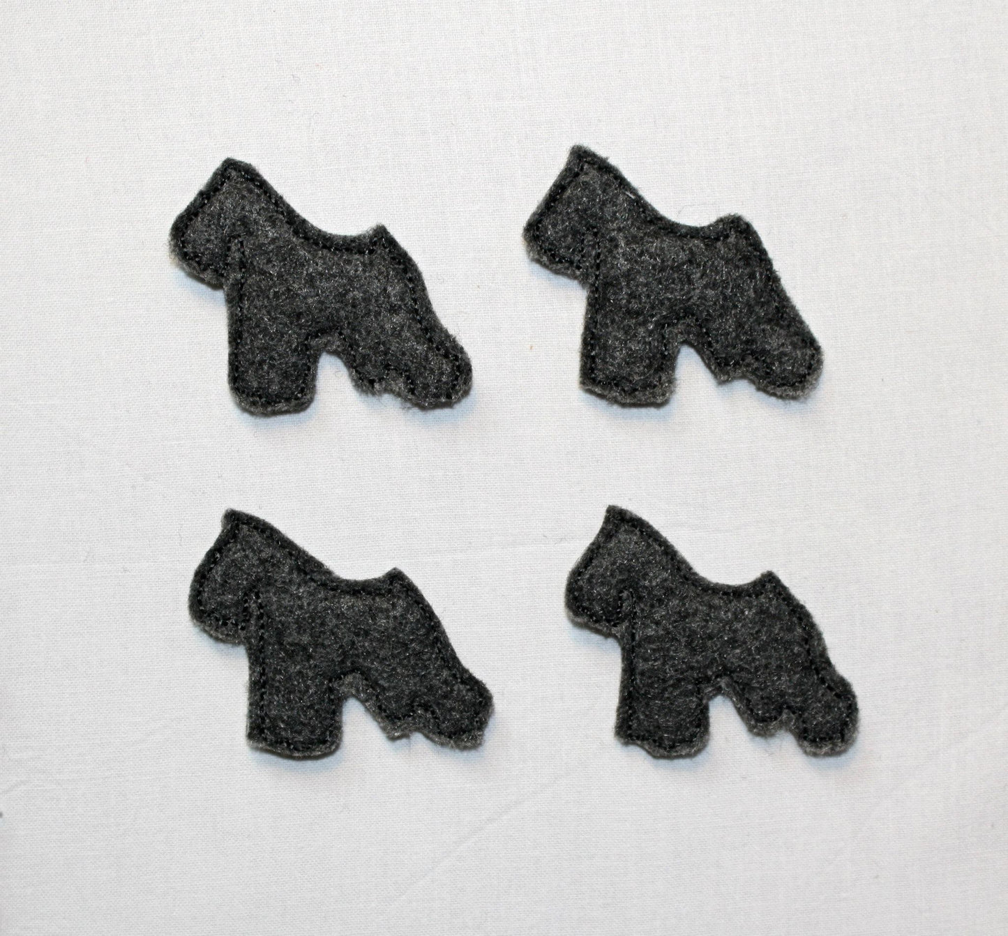 ITH Schnauzer Felties