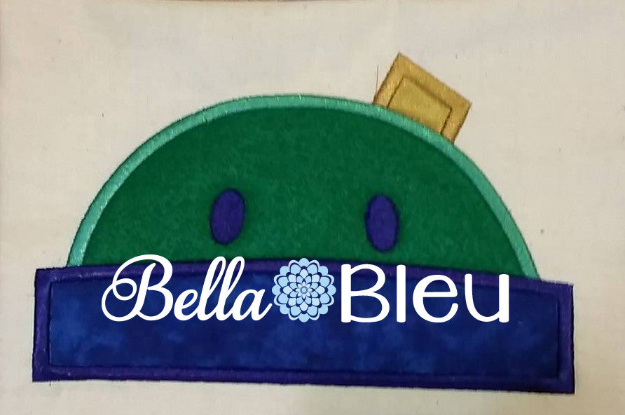 Space Robot Towel Peeker Bib Topper Machine Applique Embroidery Design