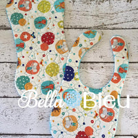 ITH In The hoop Baby Bib with Teddy Bear Quilting Stipple Pattern Machine Embroidery Design 5 sizes
