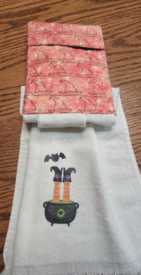ITH Witches Hat Stipple Towel Handle Topper