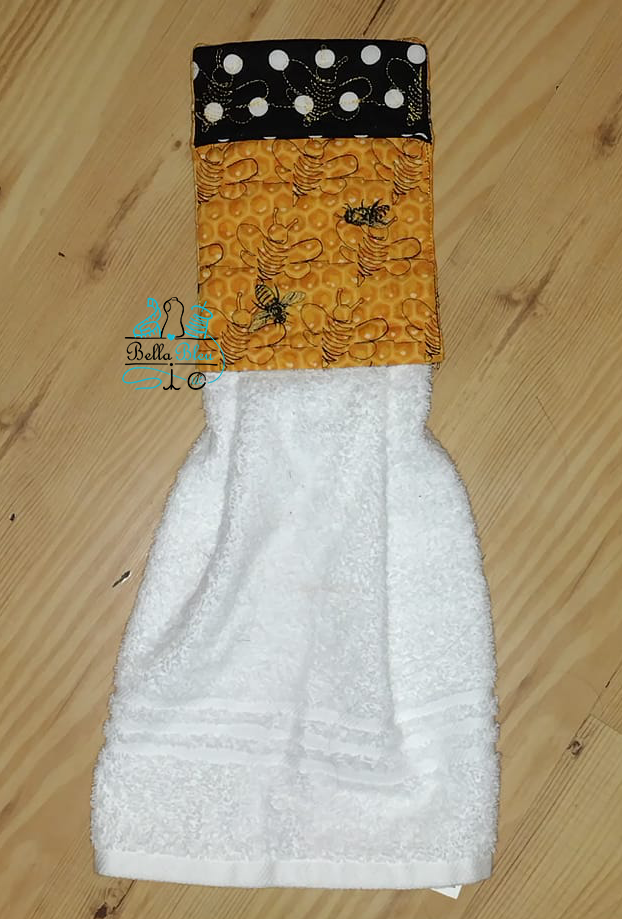 ITH Bumble Bee Stipple Towel Handle Topper