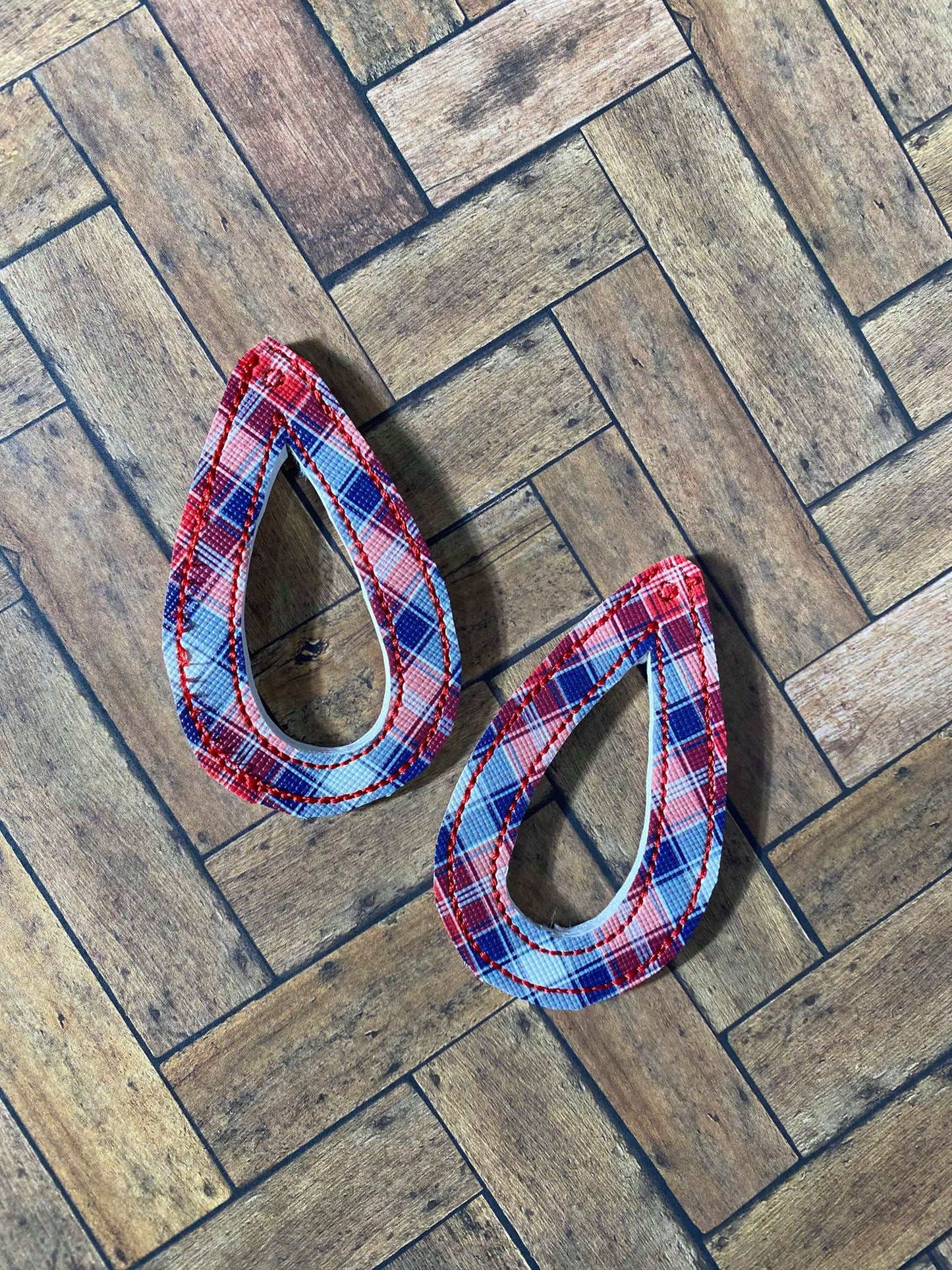 ITH Open Tear drop 2 Earrings