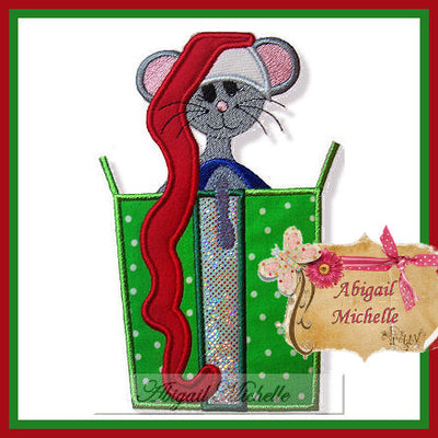Christmas Mouse Applique, 3 Sizes - Machine Embroidery