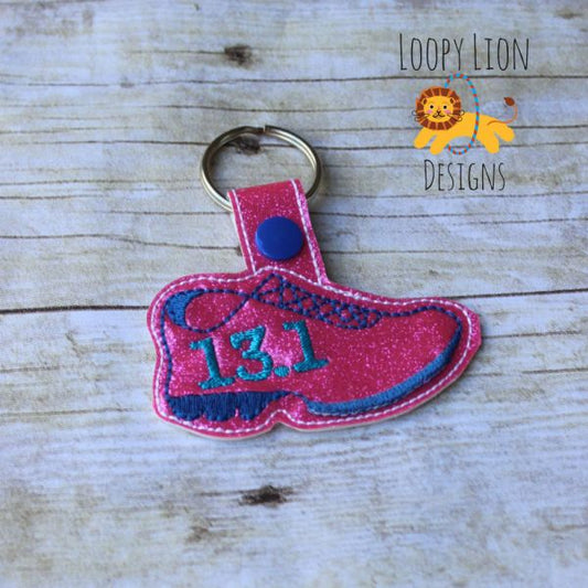 Running Shoe Set ITH Key fob