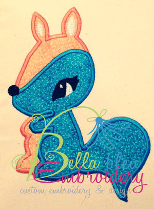 Retro Squirrel Machine Applique Embroidery Design