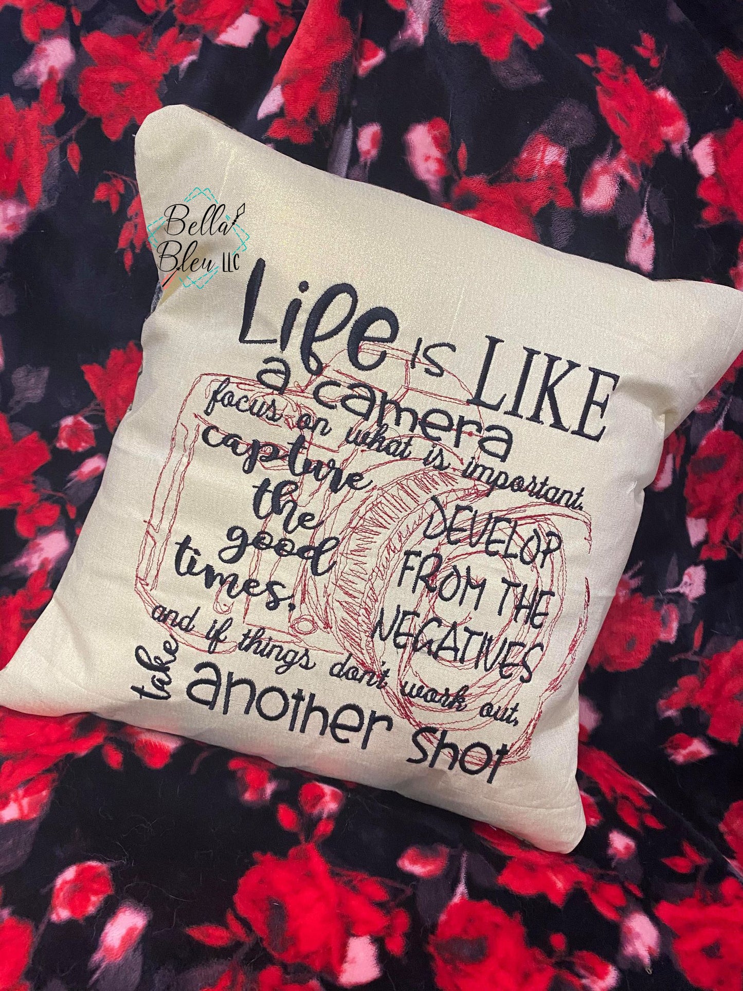 Life is like a Camera Saying Scribble