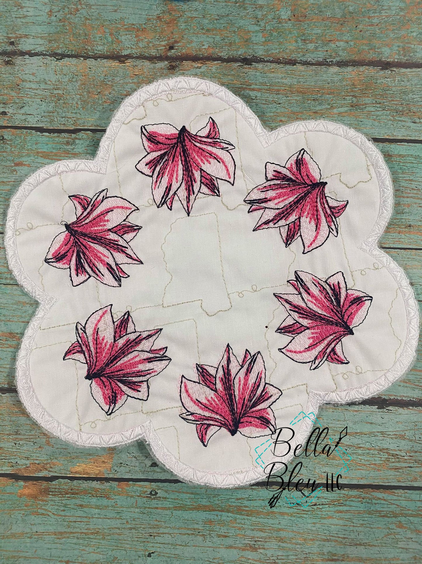 Magnolia Candle Mat ITH