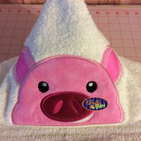Farm Pig Towel Topper Peeker Machine Applique Embroidery Design