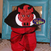Razorback Wild Pig Towel Peeker Machine Applique Embroidery Design